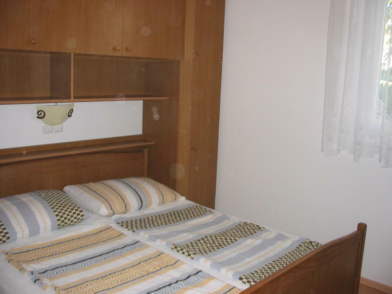 Apartmani Manuela Лопар Стая снимка