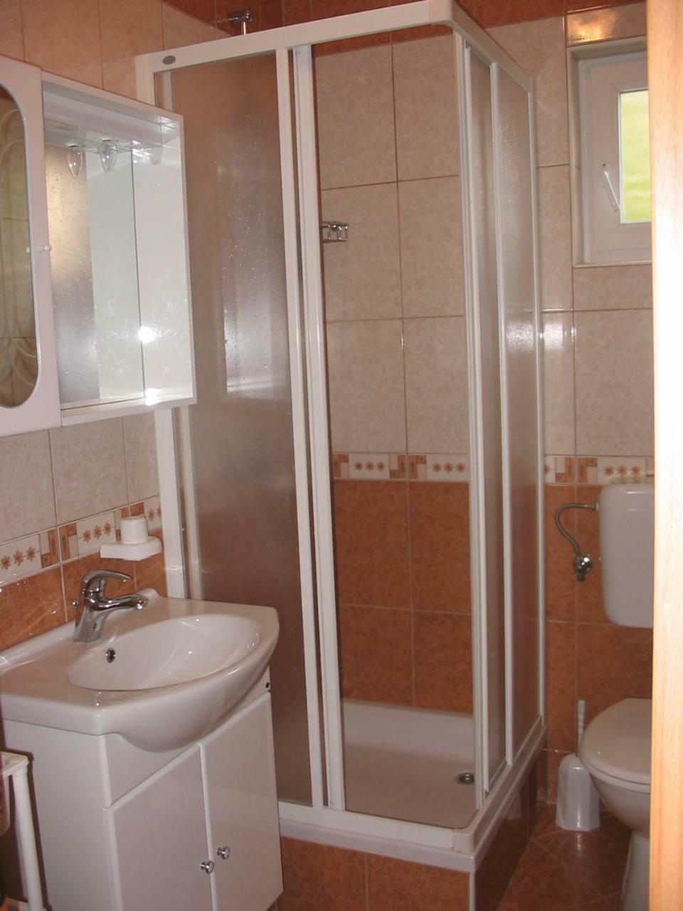 Apartmani Manuela Лопар Стая снимка